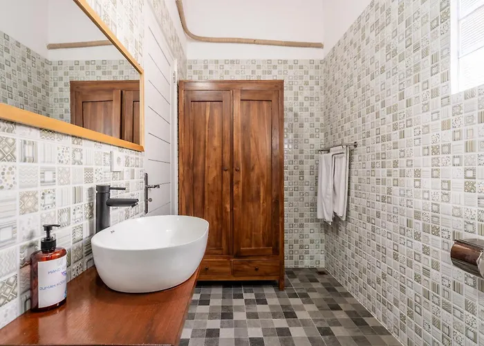 Rumah Kodel In Legian Appartamento